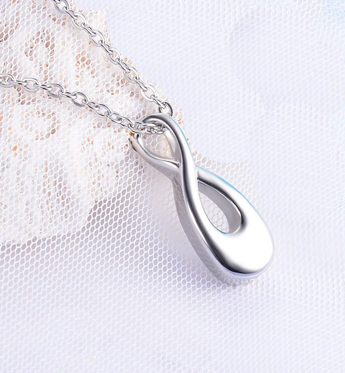 Memorial Anhänger UNENDLICH 6 x 30 mm an Kette 50 cm